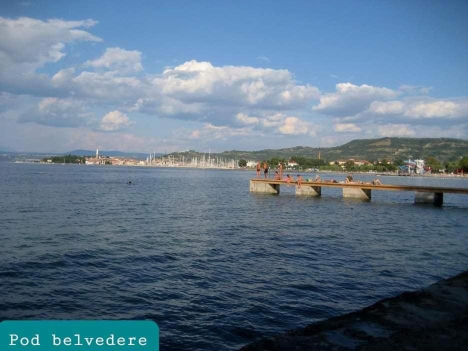 Apartmaji Soncek Izola Buitenkant foto