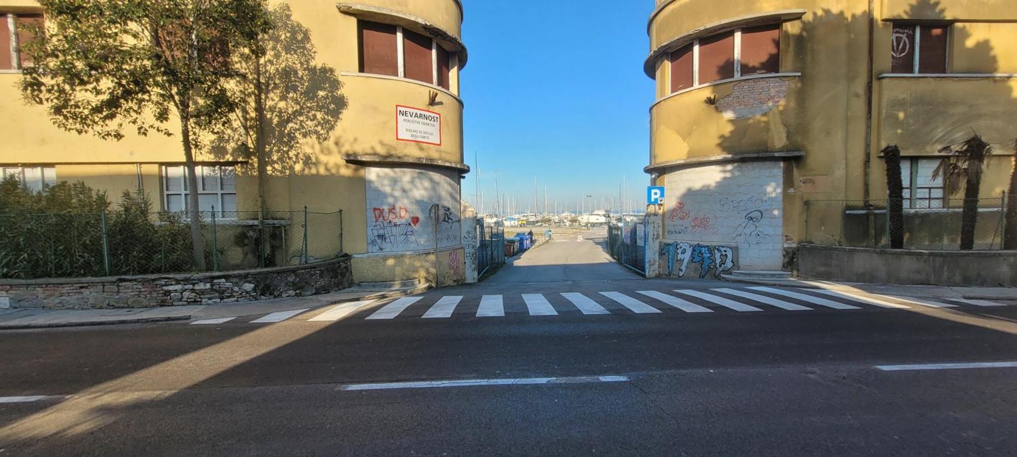 Apartmaji Soncek Izola Buitenkant foto