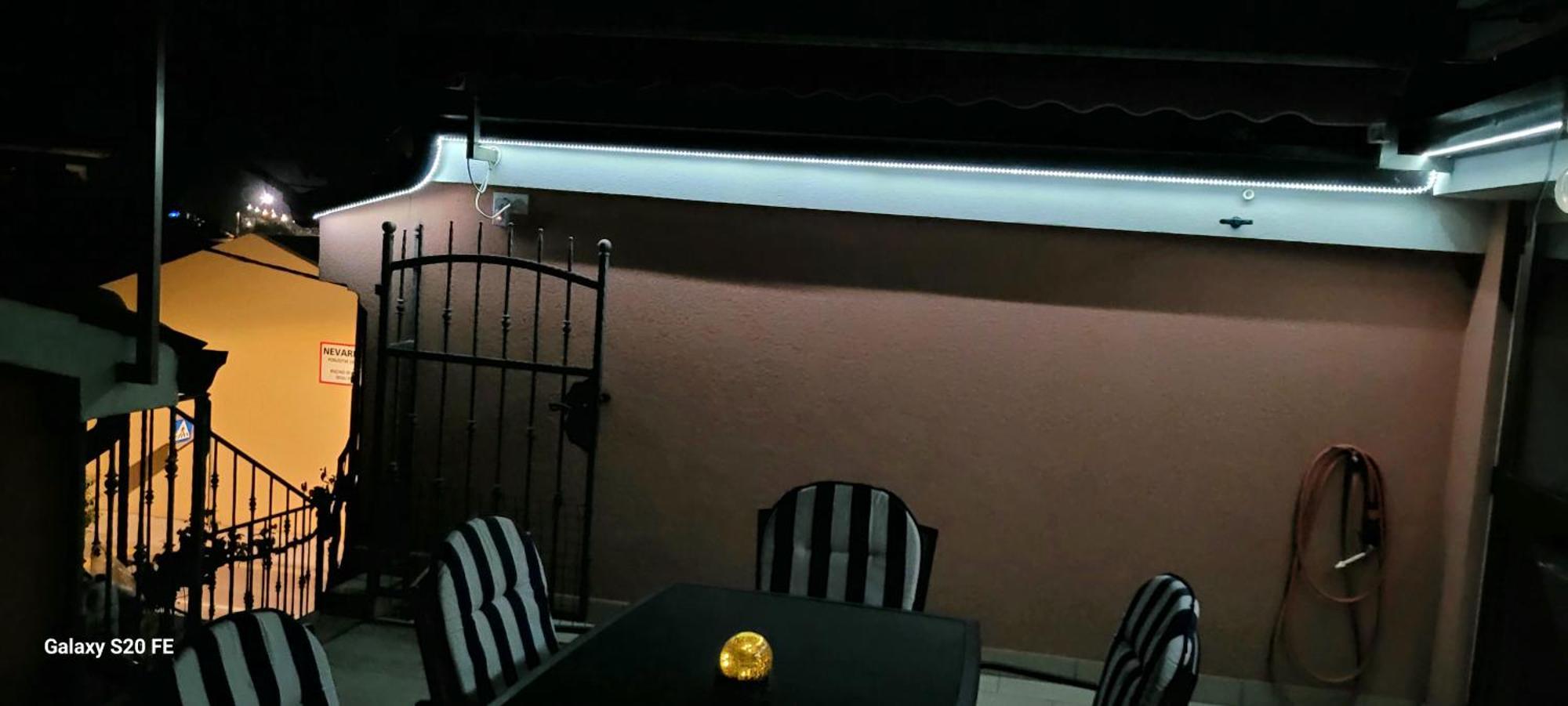 Apartmaji Soncek Izola Buitenkant foto